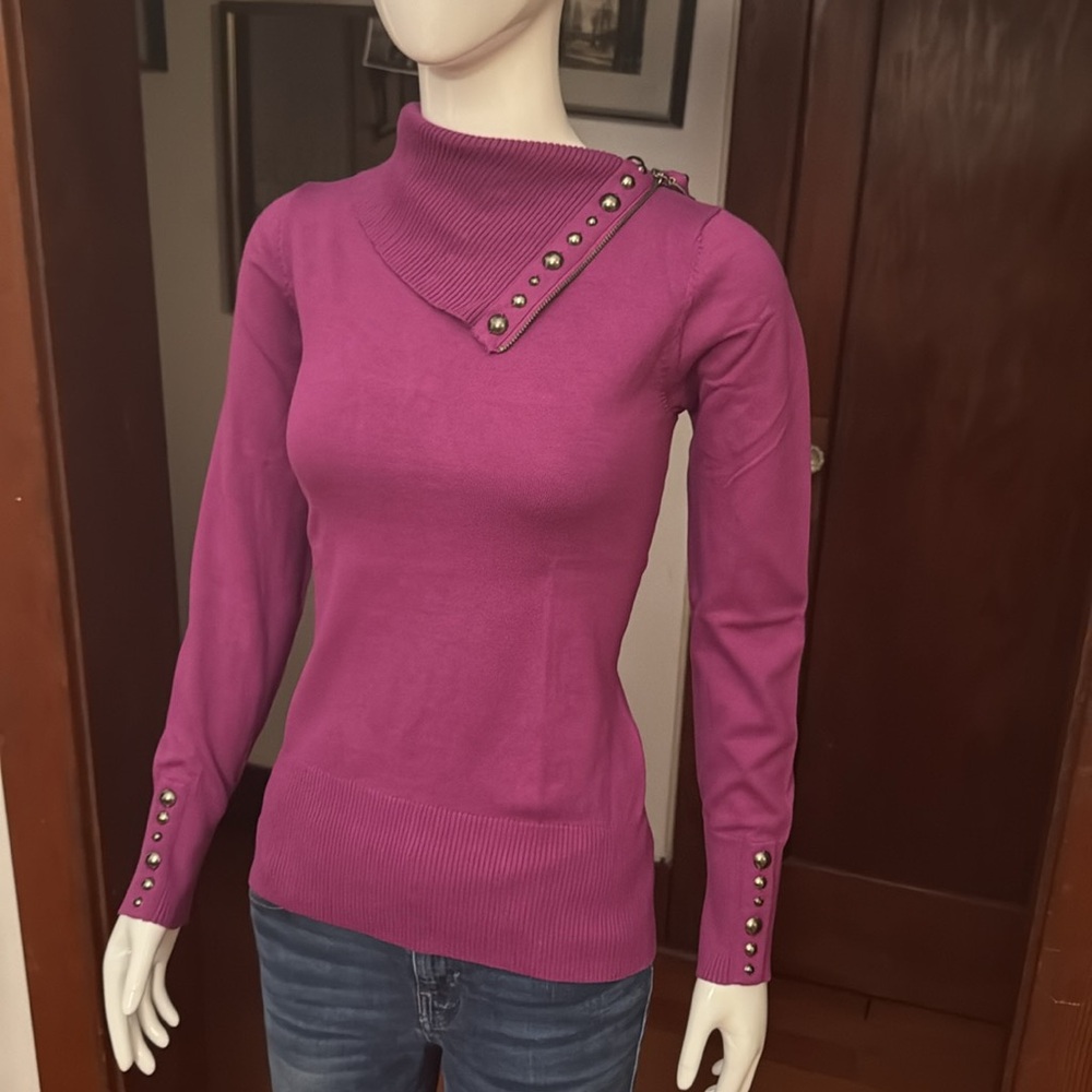 NWT northern reflections size small Purple Women's Sweater